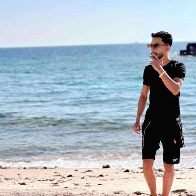 لاننv  hh  y Profile Picture
